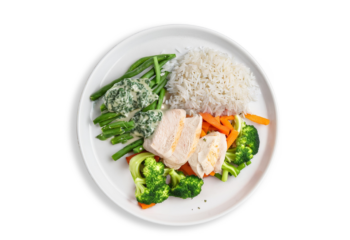 Oven Roasted Chicken Breast With Florentine Sauce,basmati rice & seasonal vegetables-450 g
